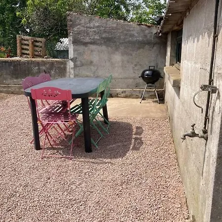 Chez Melanie Holiday home Neuilly-le-Real